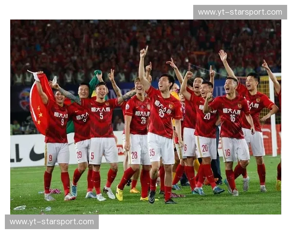 中超之巅的红色挽歌：上港vs恒大，那一卷录影带里的黄金时代